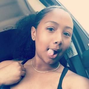 Meet your Posher, Zakeria